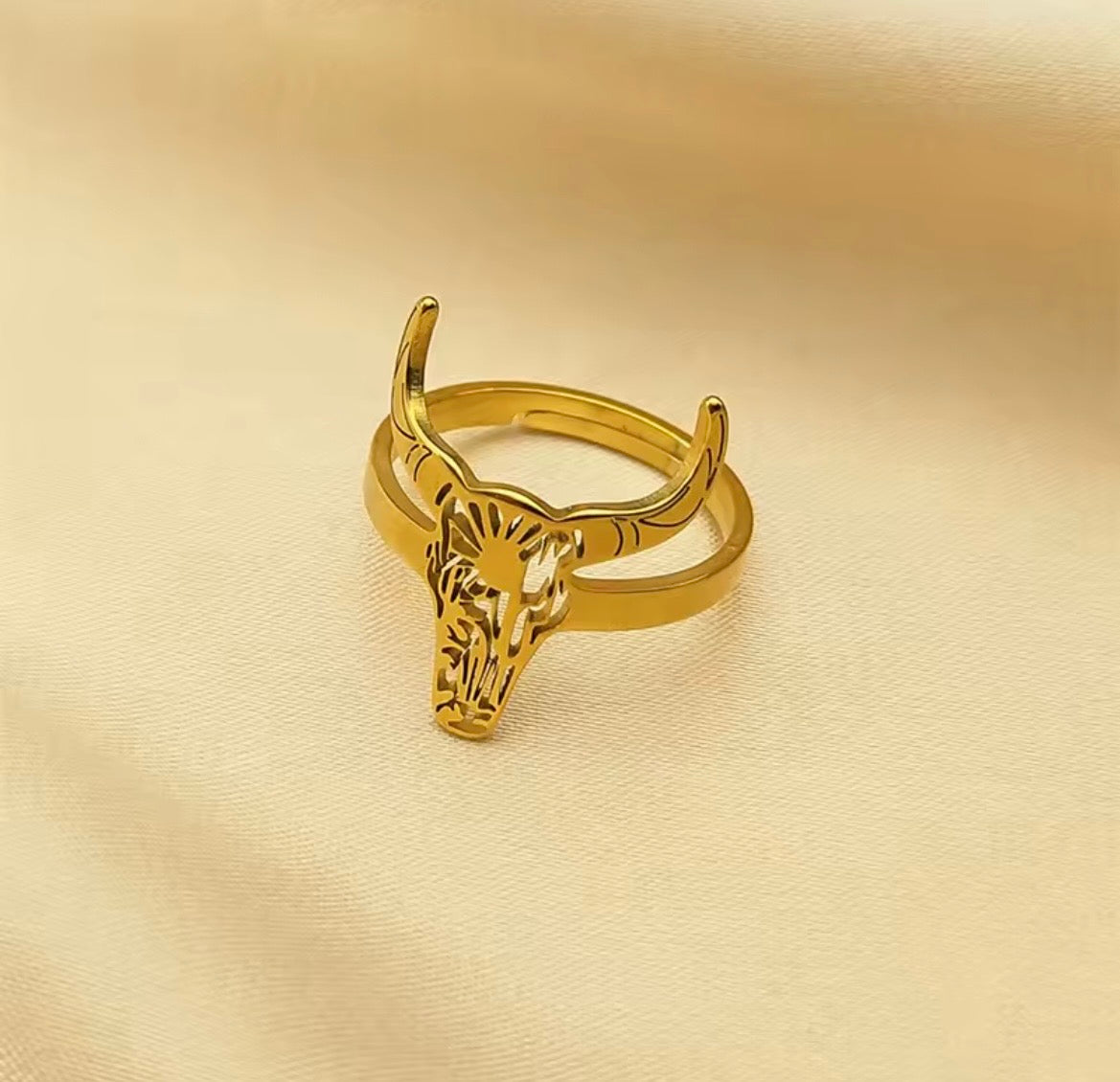 WildHorn Ring